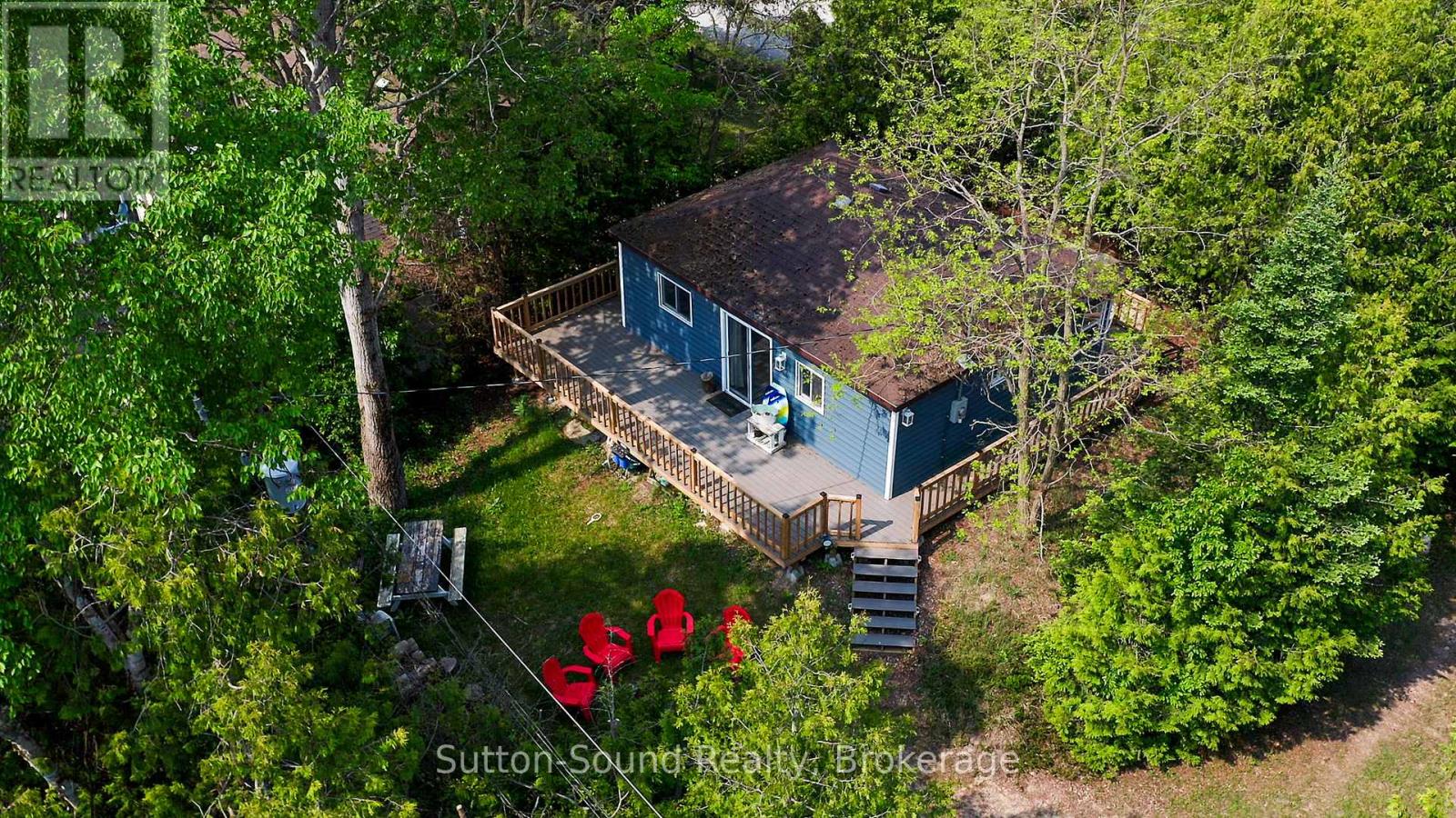 1055 2nd Avenue S, Native Leased Lands, Ontario  N0H 2G0 - Photo 2 - X12203867