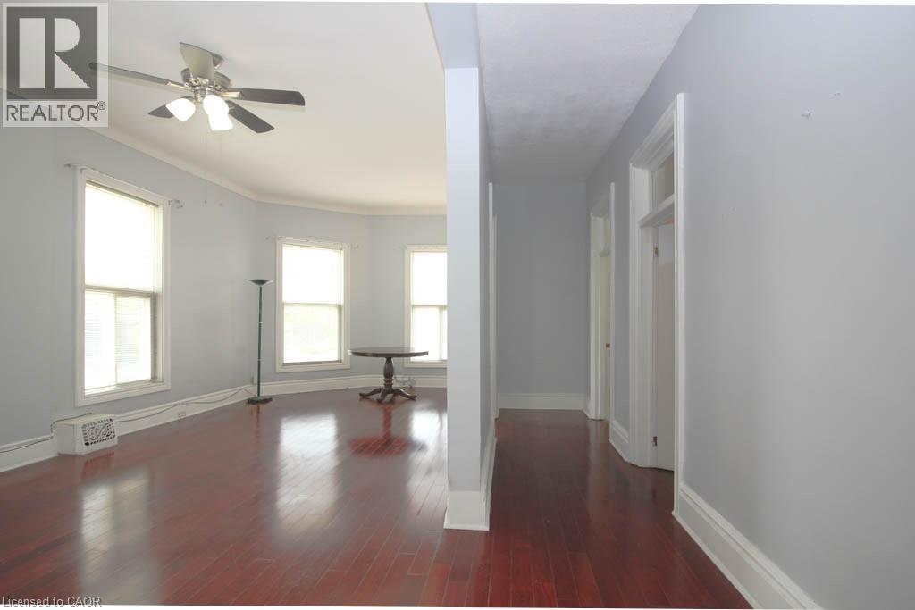 83 Walnut Street S Unit# Upper Level, Hamilton, Ontario  L8N 2L2 - Photo 2 - 40738595