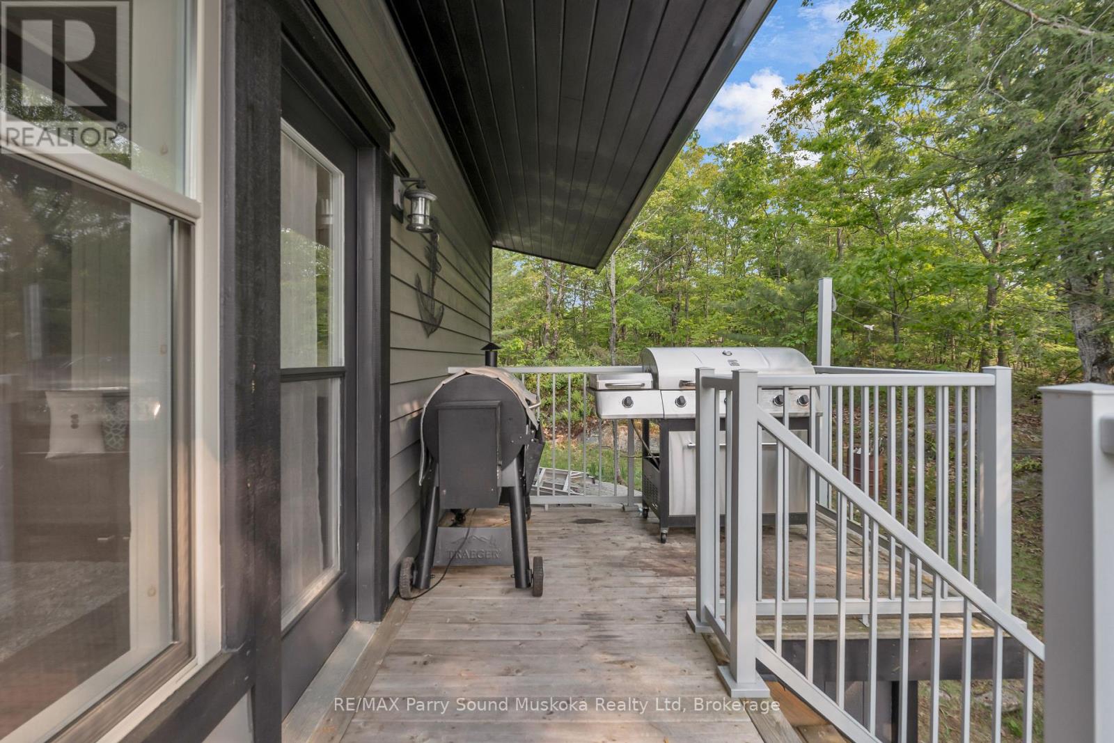 109 Healey Lake, The Archipelago, Ontario  P0G 1G0 - Photo 36 - X12204313