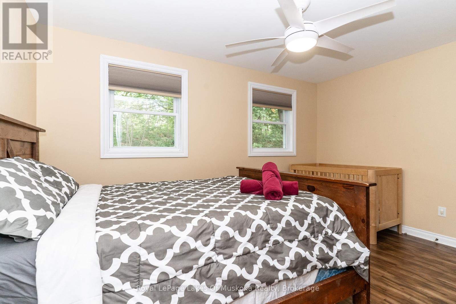 49 Pinetree Road, Gravenhurst, Ontario  P1P 1R2 - Photo 18 - X12204541