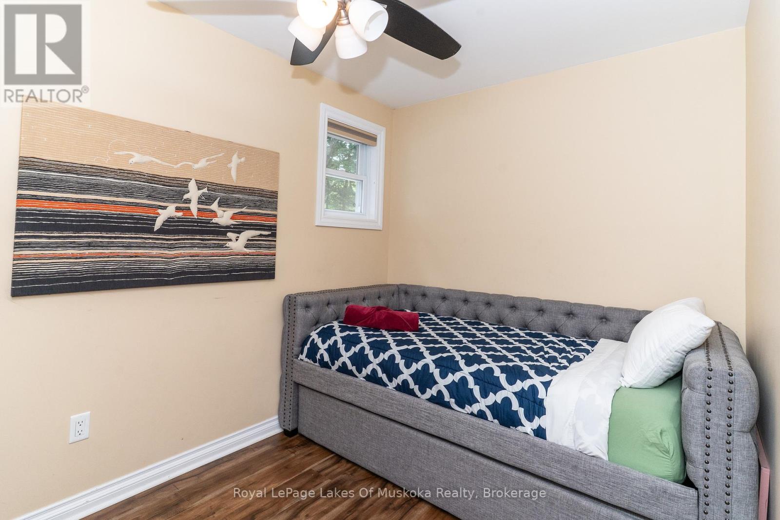 49 Pinetree Road, Gravenhurst, Ontario  P1P 1R2 - Photo 23 - X12204541