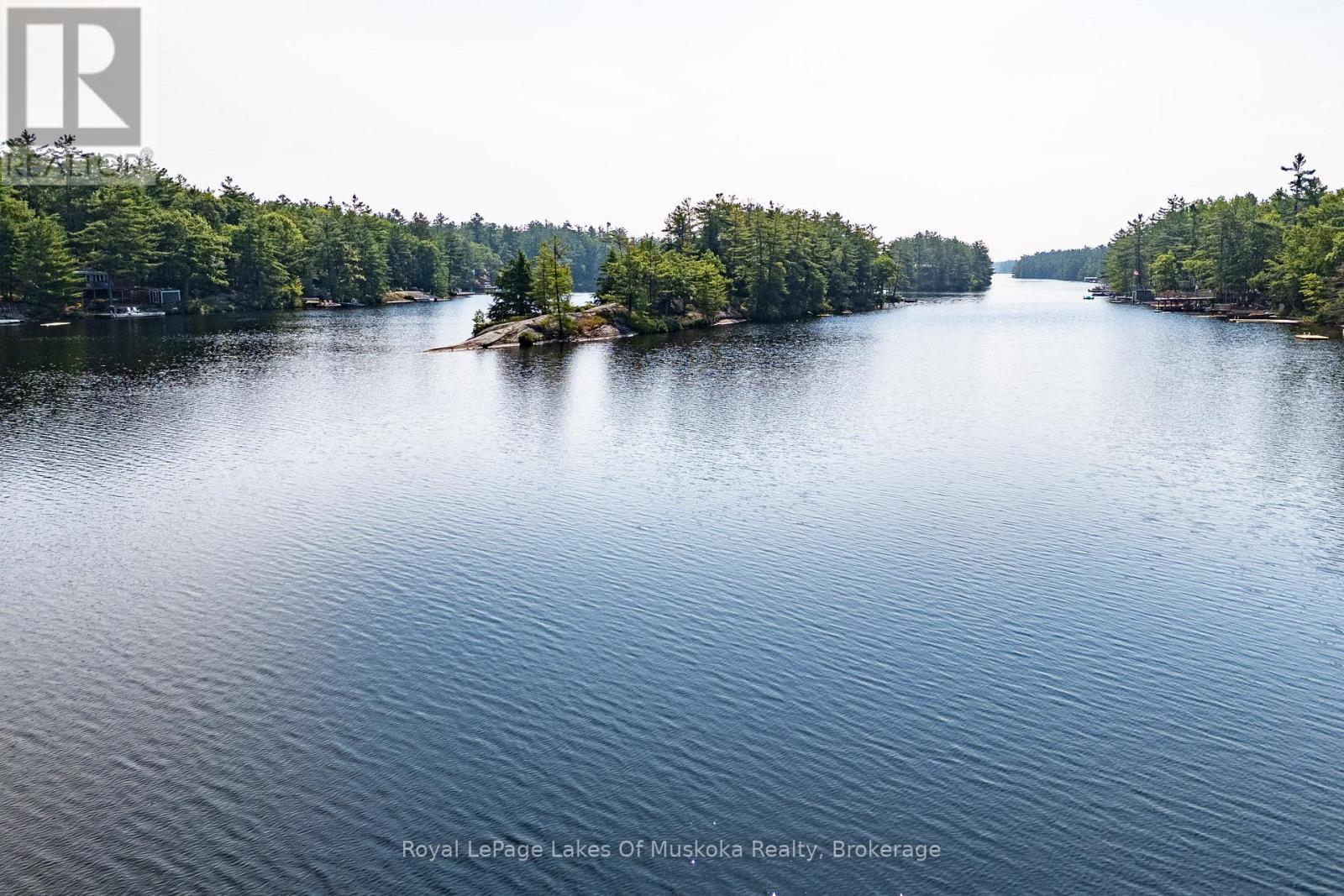 49 Pinetree Road, Gravenhurst, Ontario  P1P 1R2 - Photo 42 - X12204541