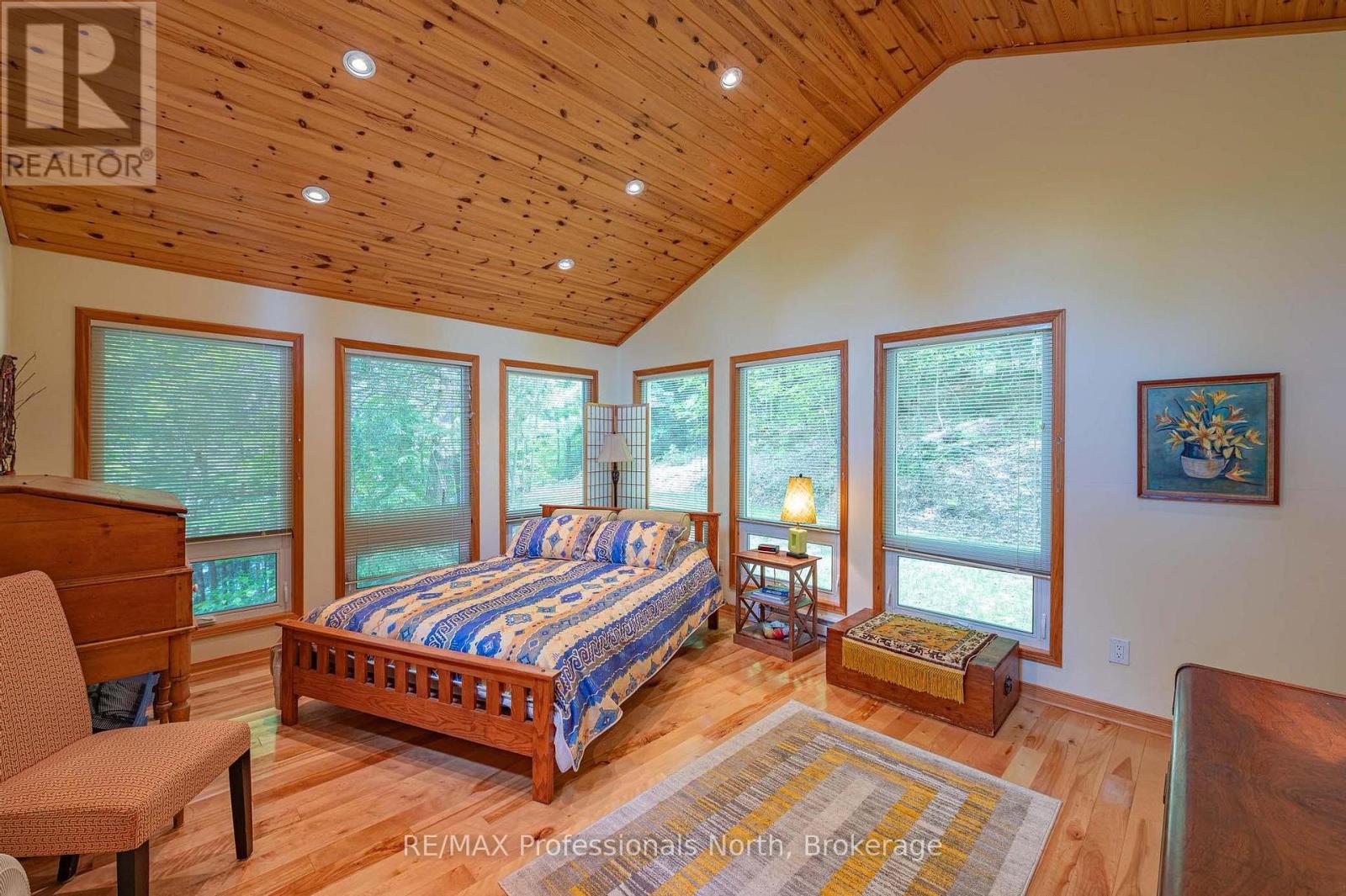 1023 Maiden Trail, Minden Hills, Ontario  K0M 2K0 - Photo 17 - X12204572