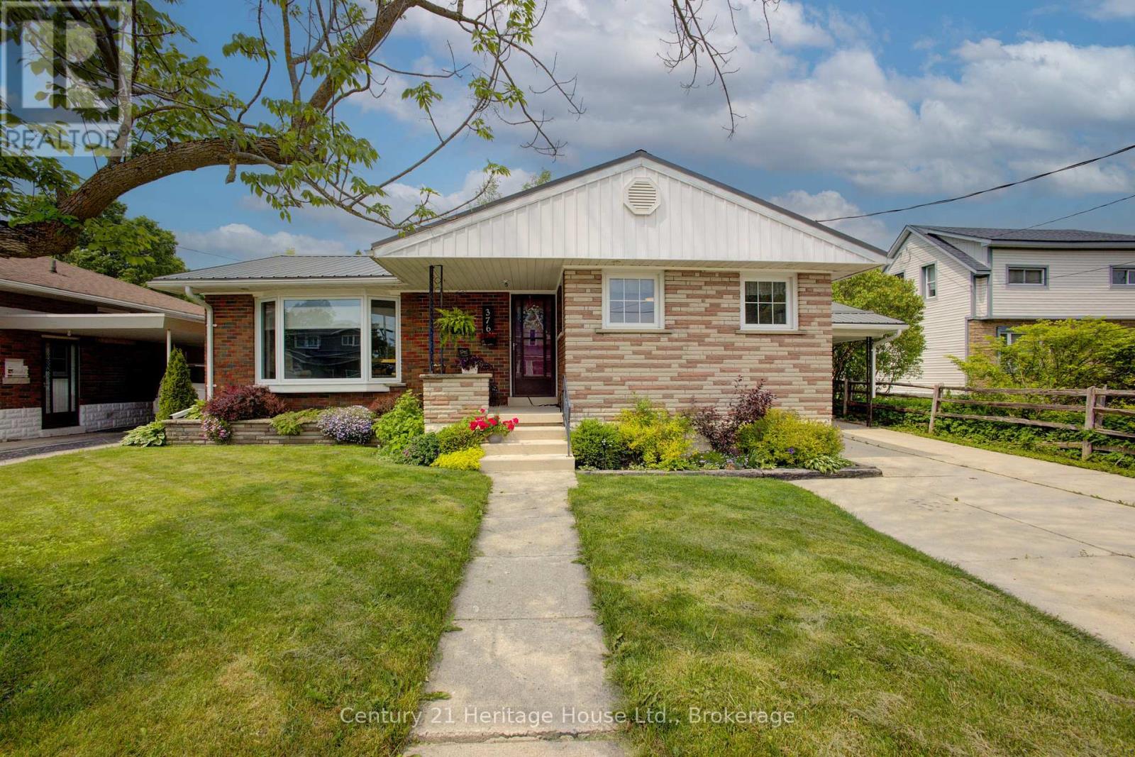 376 LAMBTON STREET E, West Grey, Ontario