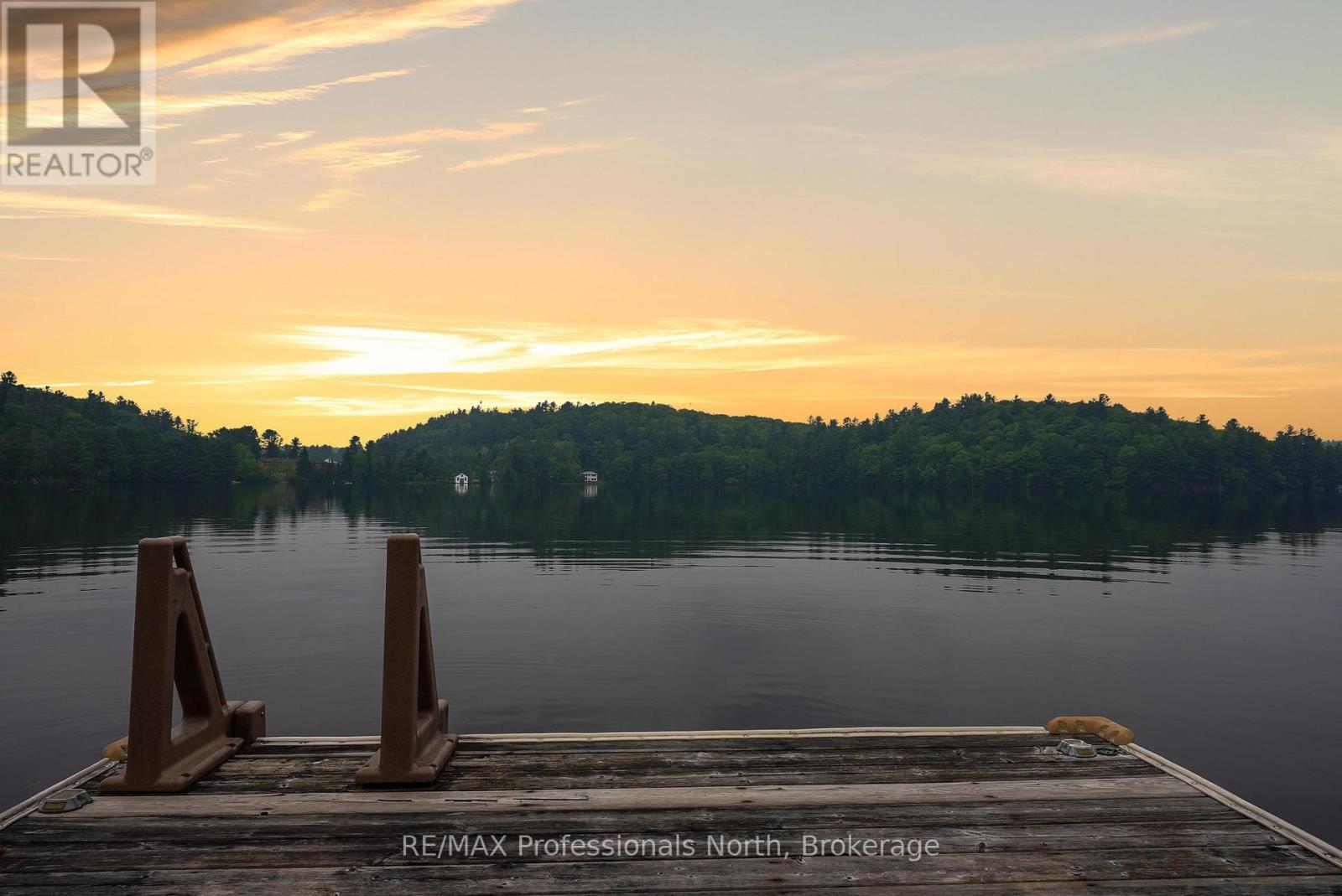 1093 Comak Crescent, Algonquin Highlands, Ontario  K0M 1S0 - Photo 3 - X12204834