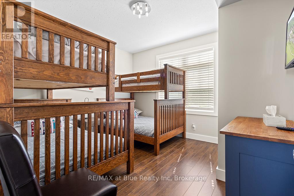 207 - 115 Fairway Court, Blue Mountains, Ontario  L9Y 0V1 - Photo 26 - X12205022