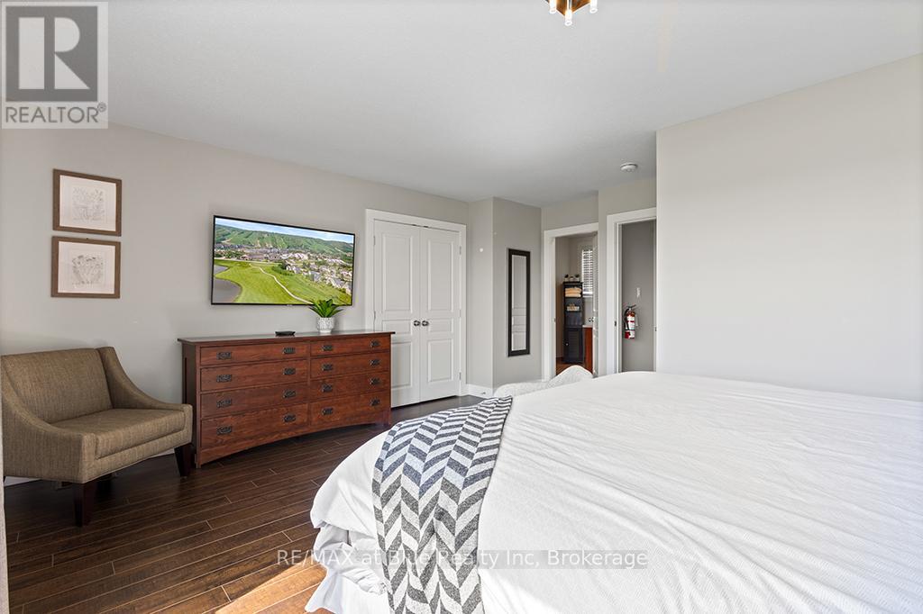 207 - 115 Fairway Court, Blue Mountains, Ontario  L9Y 0V1 - Photo 34 - X12205022