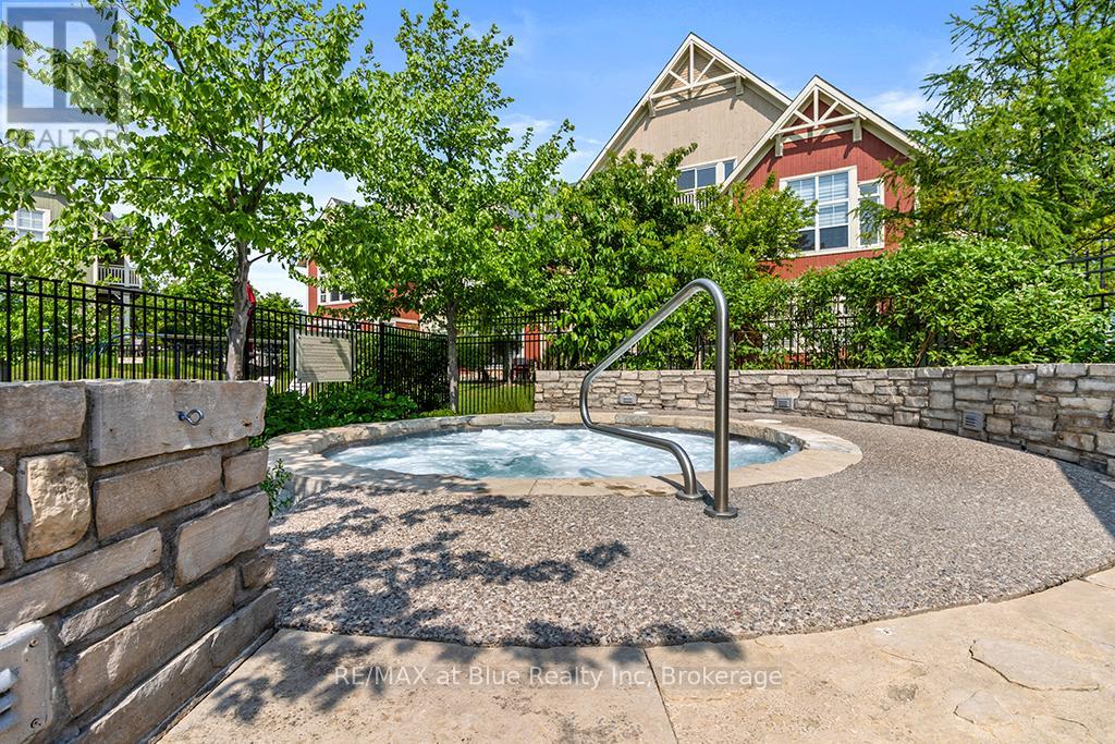 207 - 115 Fairway Court, Blue Mountains, Ontario  L9Y 0V1 - Photo 41 - X12205022