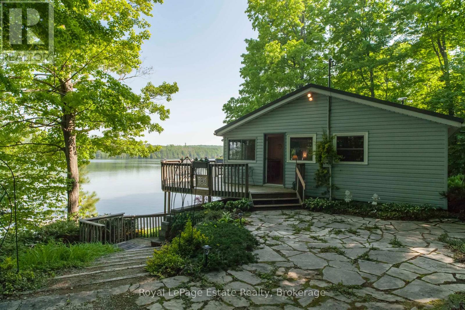 124 Maple Drive, South Bruce Peninsula, Ontario  N0H 1A0 - Photo 14 - X12205043
