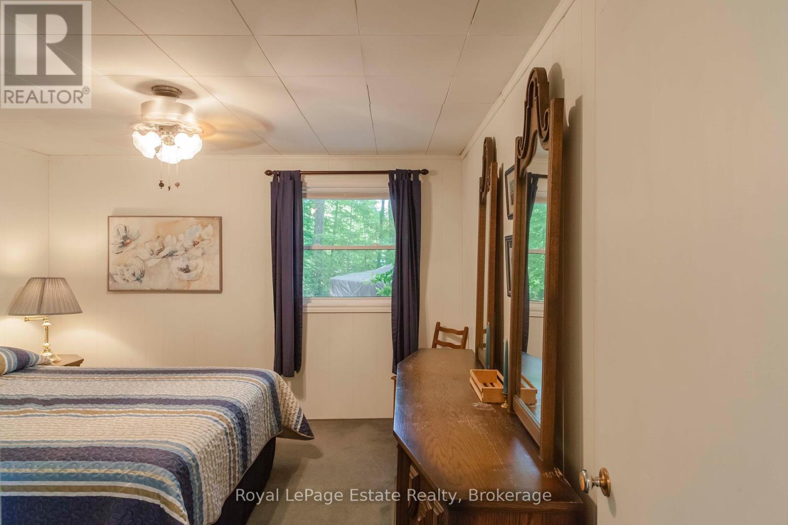 124 Maple Drive, South Bruce Peninsula, Ontario  N0H 1A0 - Photo 25 - X12205043