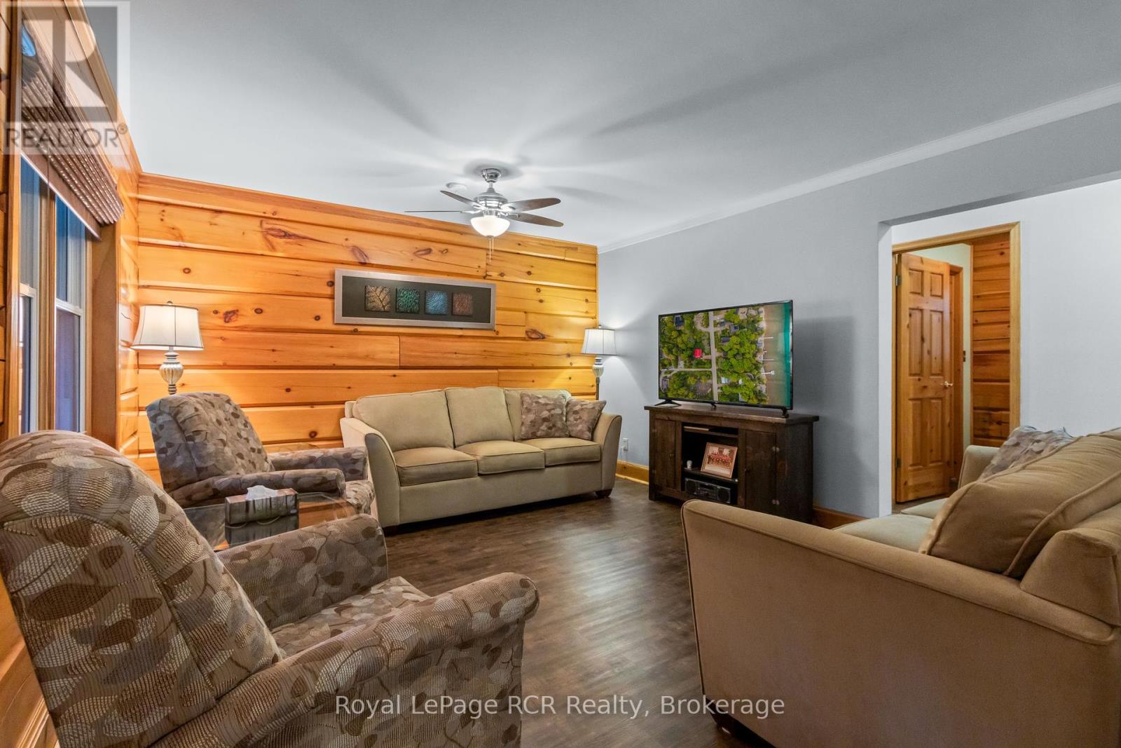 625 Mallory Beach Road, South Bruce Peninsula, Ontario  N0H 2T0 - Photo 17 - X12205106
