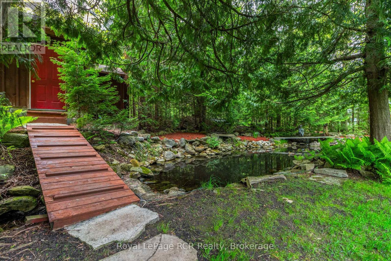 625 Mallory Beach Road, South Bruce Peninsula, Ontario  N0H 2T0 - Photo 37 - X12205106