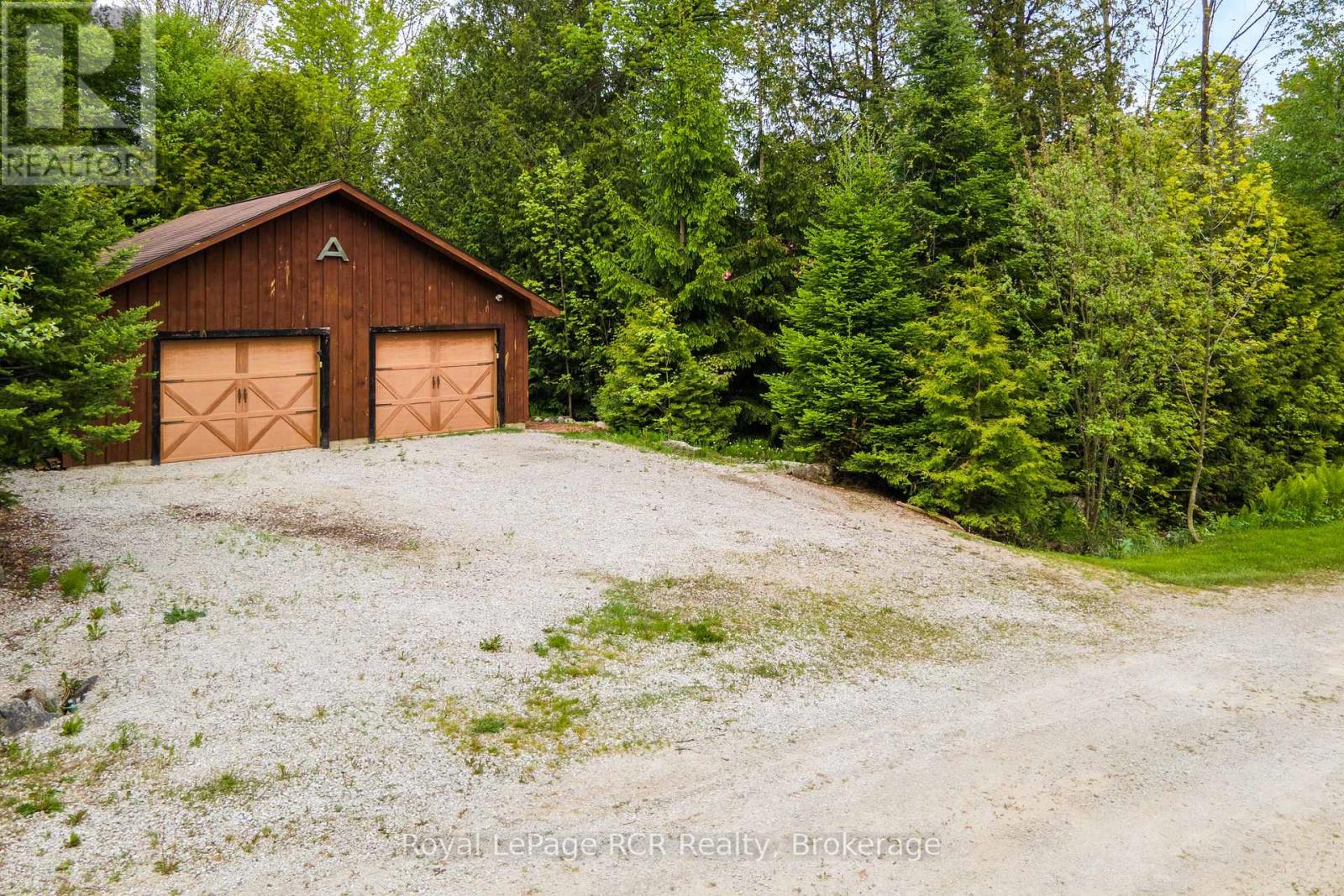 625 Mallory Beach Road, South Bruce Peninsula, Ontario  N0H 2T0 - Photo 42 - X12205106