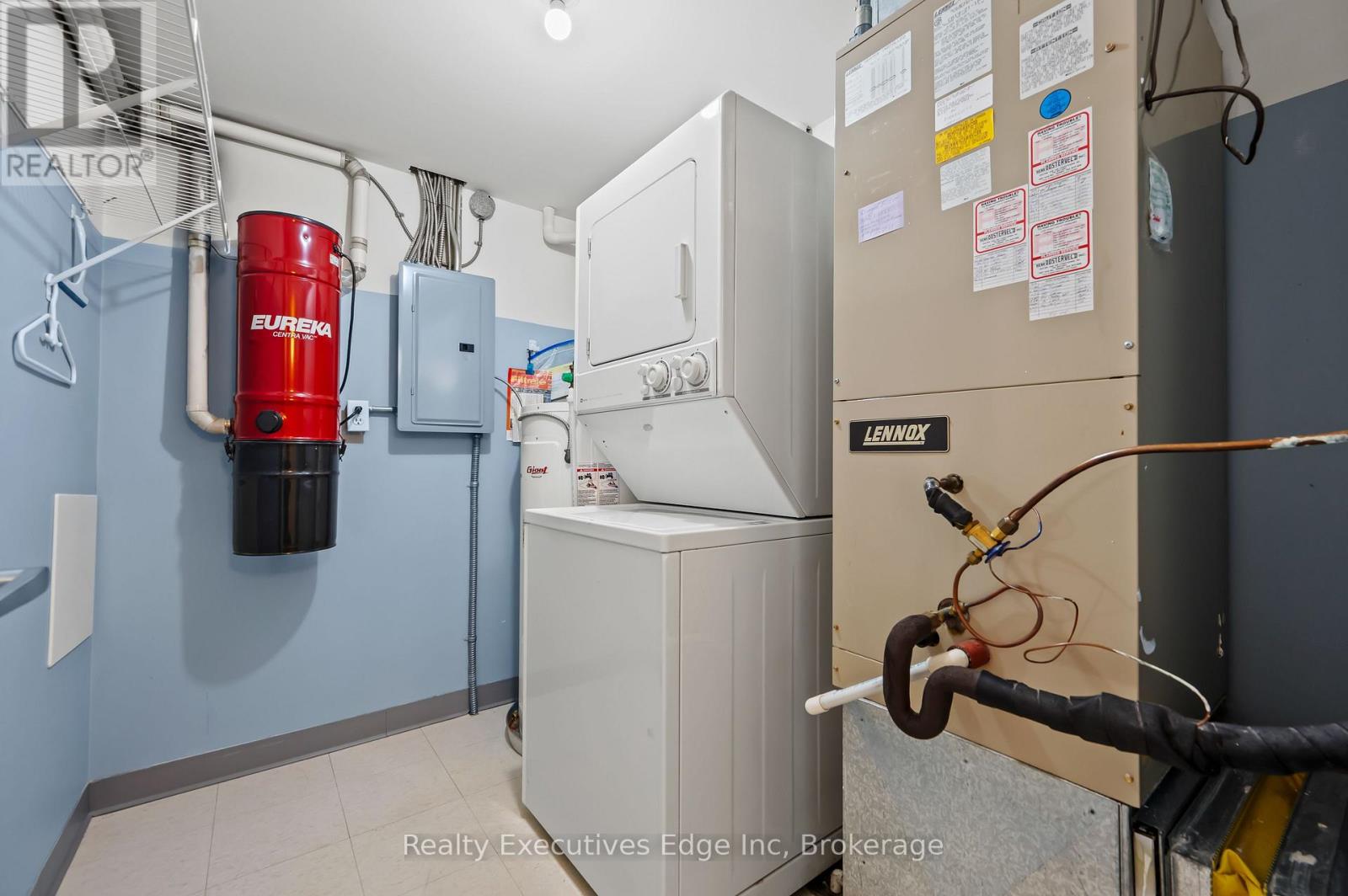 312 - 208 Silvercreek Parkway N, Guelph, Ontario  N1H 8H2 - Photo 35 - X12205171