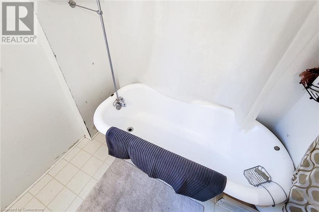 63 Carrick Avenue, Hamilton, Ontario  L8M 2W4 - Photo 35 - 40738751