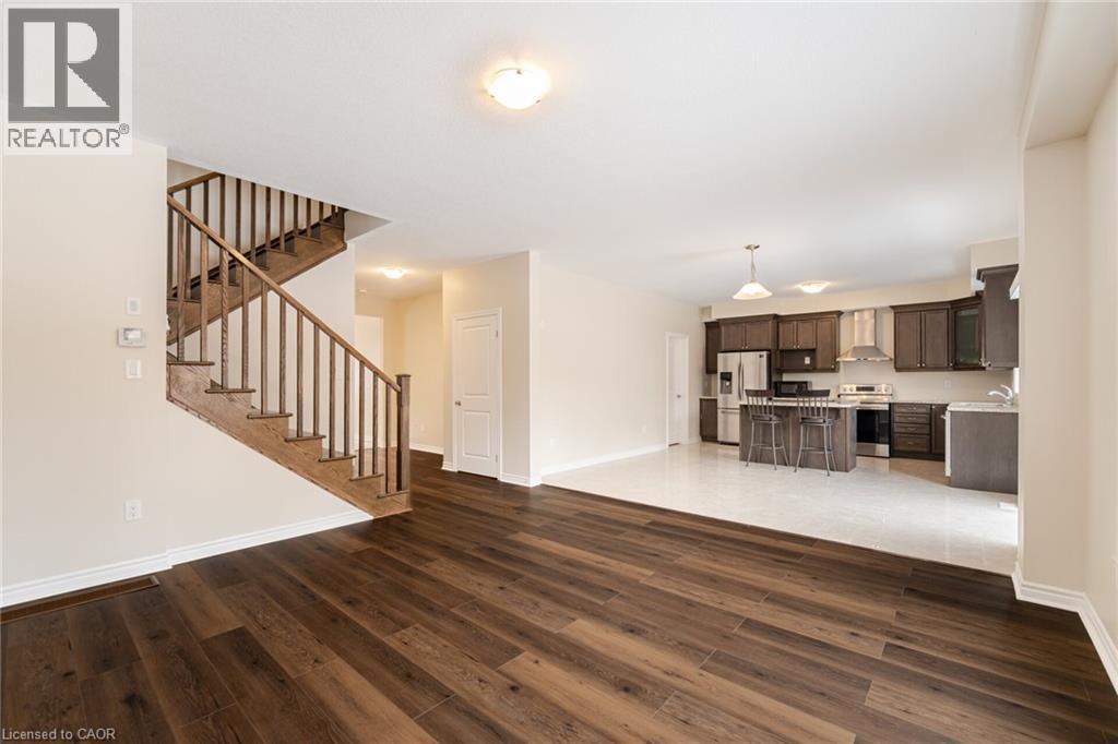 37 Pace Avenue Avenue, Brantford, Ontario  N3S 0J2 - Photo 11 - 40738760