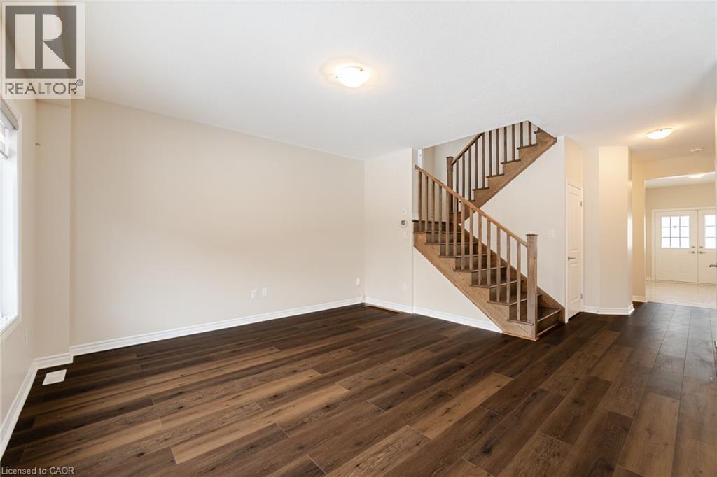 37 Pace Avenue Avenue, Brantford, Ontario  N3S 0J2 - Photo 9 - 40738760