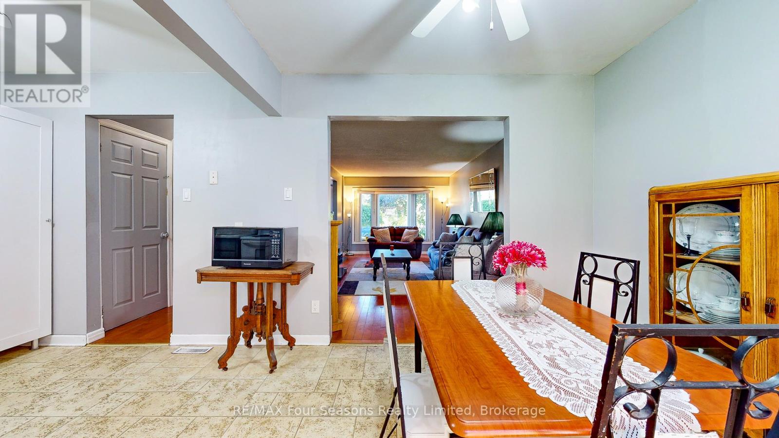 169 Burbank Crescent, Orangeville, Ontario  L9W 3H7 - Photo 12 - W12205309