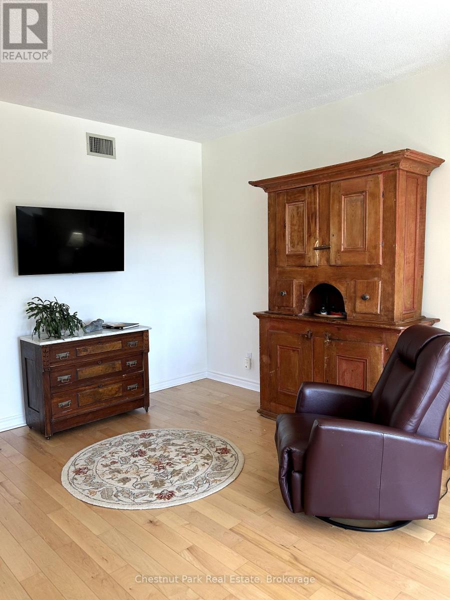 5 - 3421 Grandview Forest Hill Drive, Huntsville, Ontario  P1H 2J5 - Photo 12 - X12205329