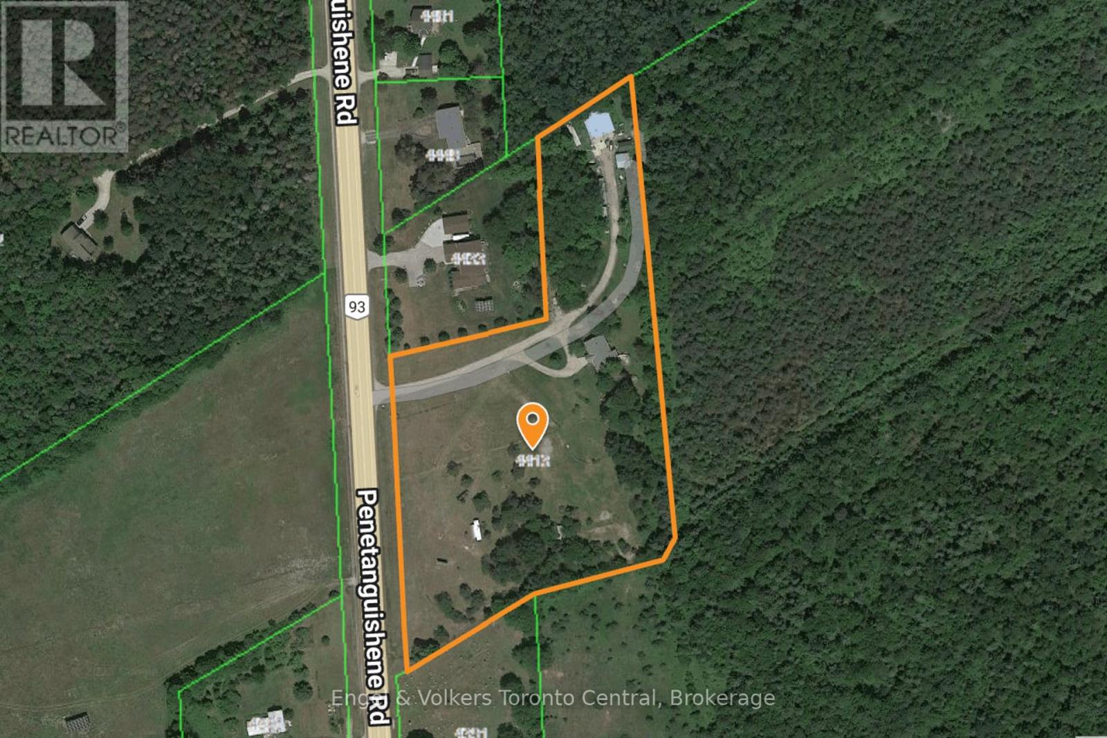 4517 Penetanguishene Road, Springwater, Ontario  L0L 1V0 - Photo 1 - S12205365