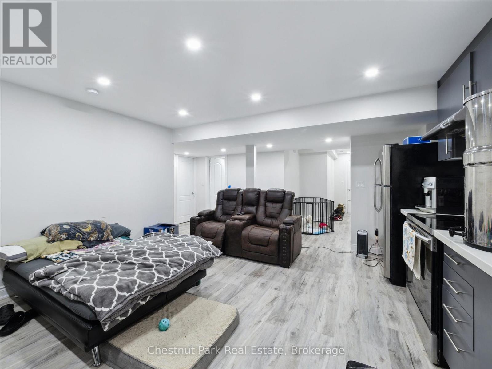 245 Wild Rose Drive, Gravenhurst, Ontario  P1P 0B4 - Photo 28 - X12205375