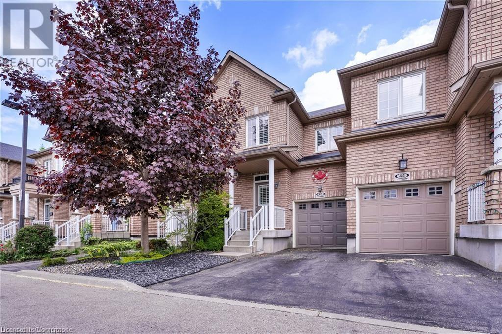 110 Highland Road E Unit# 45, Kitchener, Ontario  N2M 3S1 - Photo 1 - 40737988
