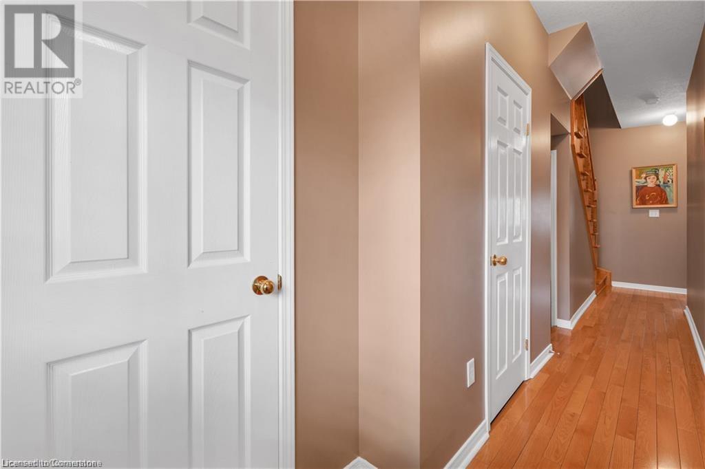 110 Highland Road E Unit# 45, Kitchener, Ontario  N2M 3S1 - Photo 3 - 40737988
