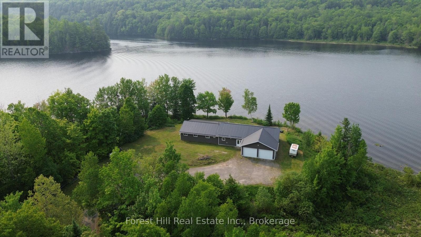 315 Little Long Lake Road, Parry Sound Remote Area, Ontario  P0H 1S0 - Photo 35 - X12205612
