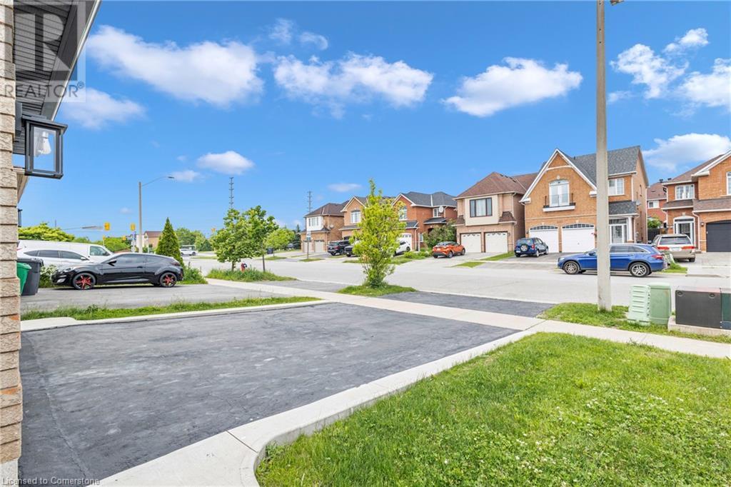 5968 Brookhaven Way, Mississauga, Ontario  L5V 2T9 - Photo 10 - 40738840