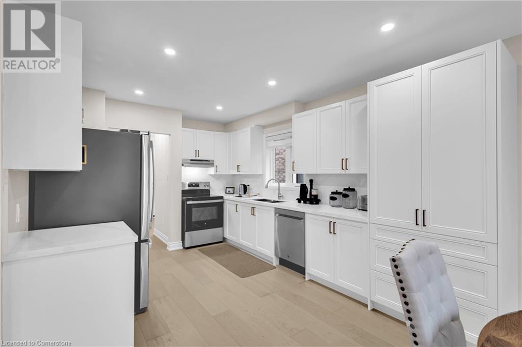 5968 Brookhaven Way, Mississauga, Ontario  L5V 2T9 - Photo 19 - 40738840