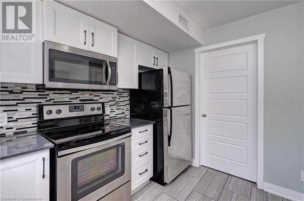 190 Century Hill Drive Unit# A4, Kitchener, Ontario  N2E 0G9 - Photo 15 - 40738841