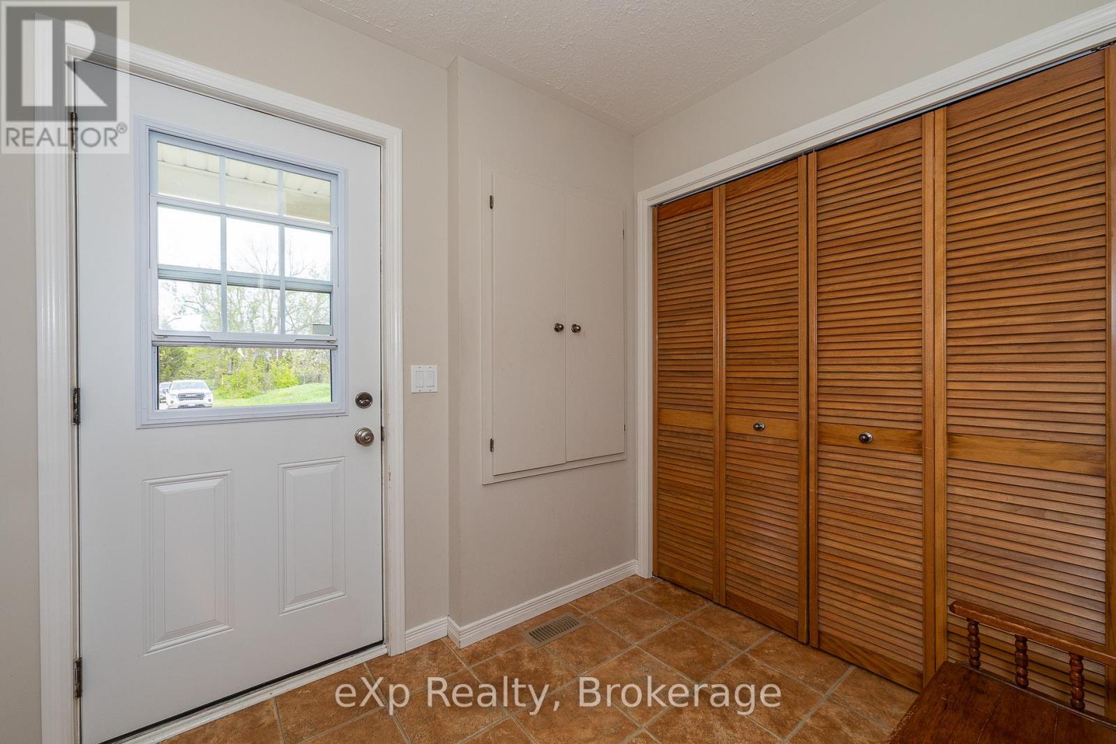 46304 Old Mail Road, Meaford, Ontario  N4L 1W7 - Photo 22 - X12205841