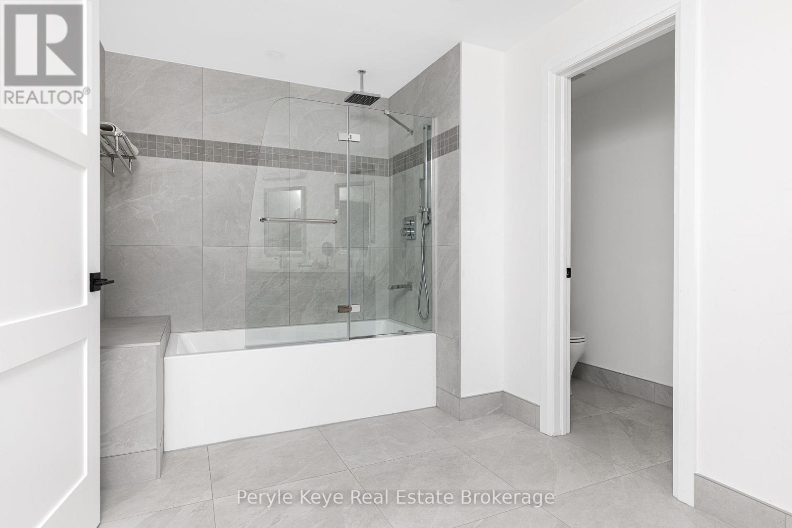 86 Claren Crescent, Huntsville, Ontario  P1H 0C3 - Photo 33 - X12205847