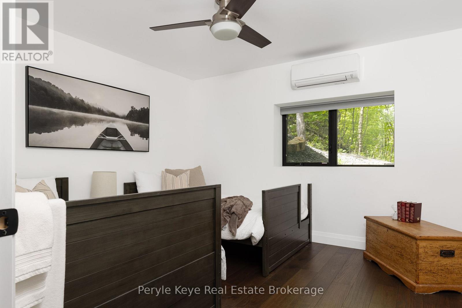 86 Claren Crescent, Huntsville, Ontario  P1H 0C3 - Photo 37 - X12205847