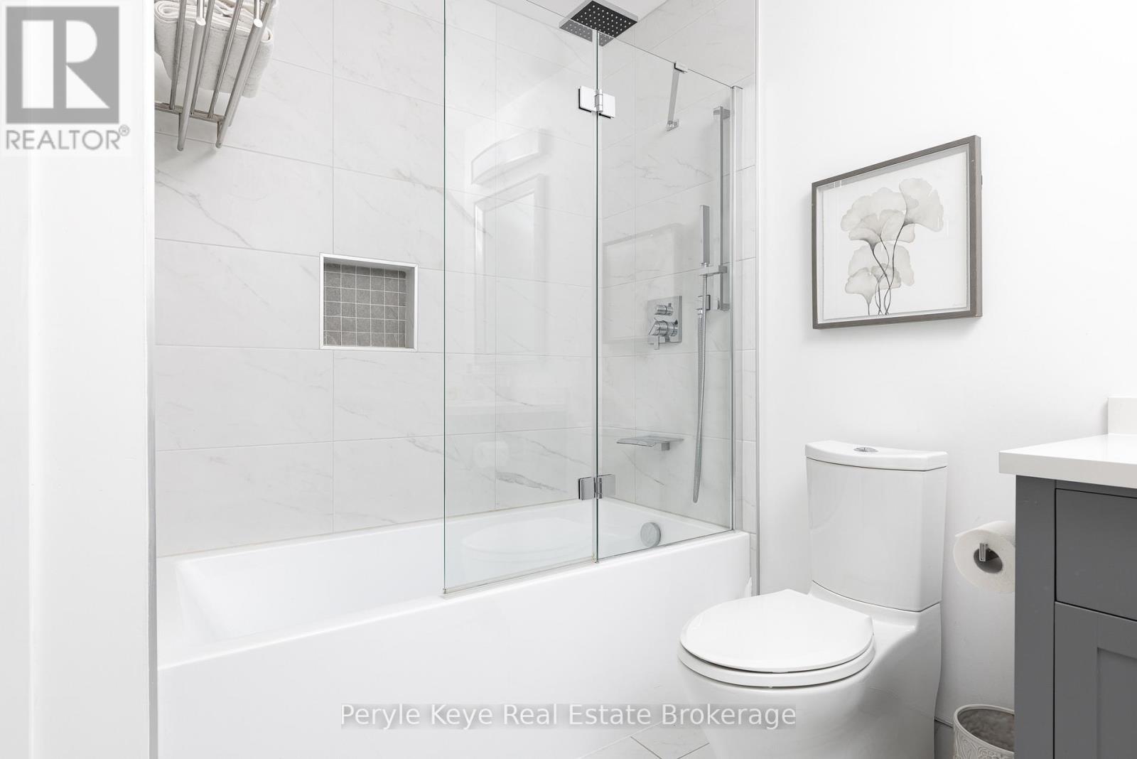 86 Claren Crescent, Huntsville, Ontario  P1H 0C3 - Photo 40 - X12205847