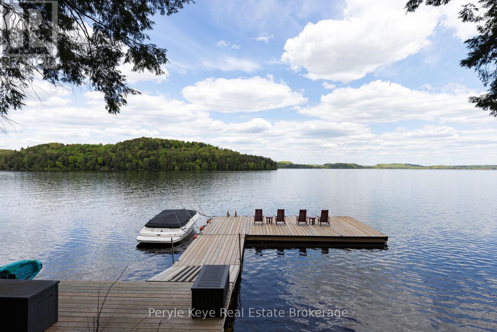 86 Claren Crescent, Huntsville, Ontario  P1H 0C3 - Photo 43 - X12205847