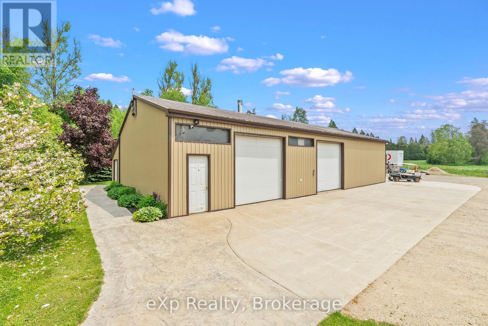 314839 Highway 6, West Grey, Ontario  N0G 1R0 - Photo 11 - X12205881