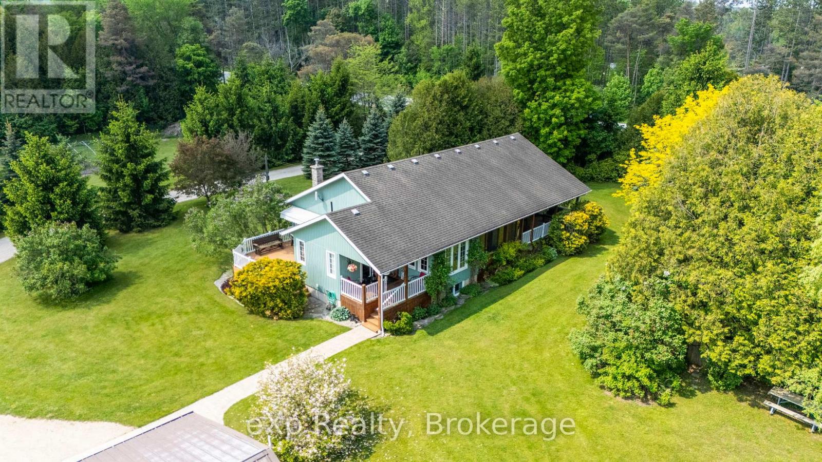 314839 Highway 6, West Grey, Ontario  N0G 1R0 - Photo 2 - X12205881