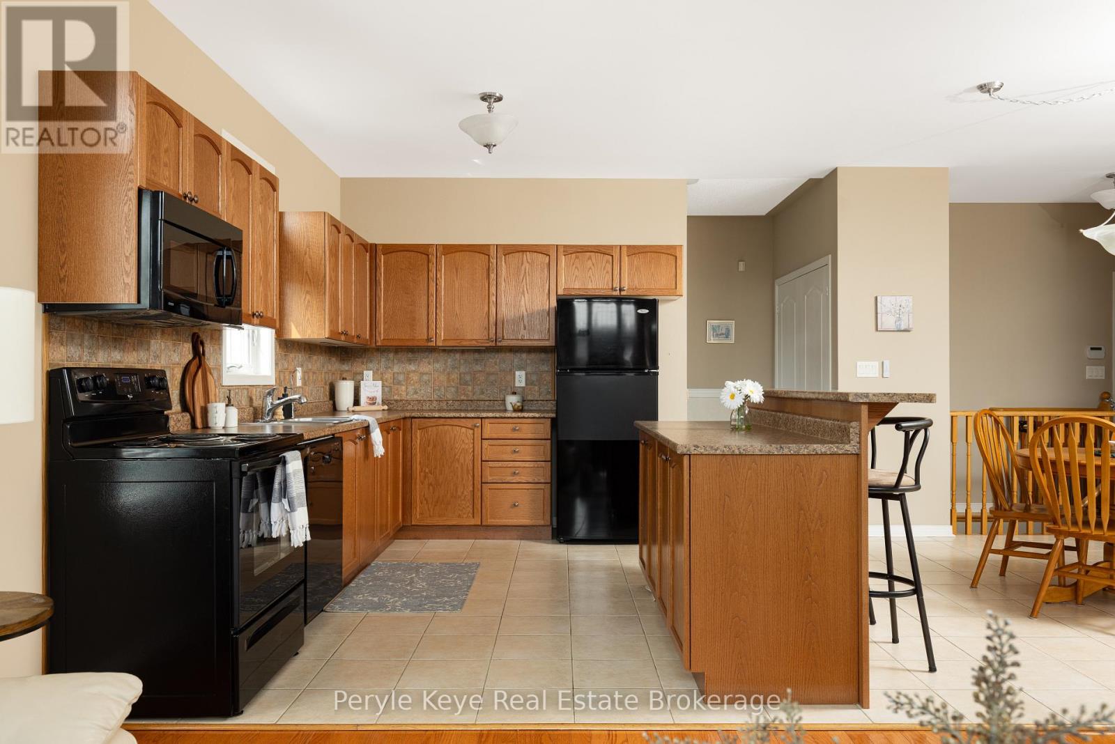 30 Durham Road, Bracebridge, Ontario  P1L 0B7 - Photo 17 - X12205885