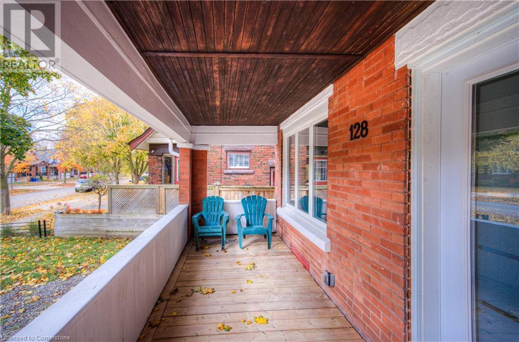 128 Homewood Avenue, Kitchener, Ontario  N2M 1W9 - Photo 2 - 40738800