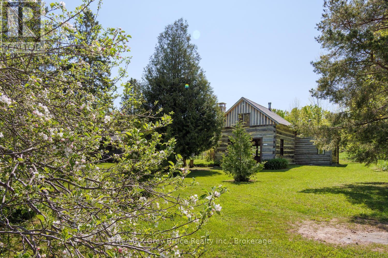 186 Cape Chin N Road, Northern Bruce Peninsula, Ontario  N0H 1W0 - Photo 16 - X12205935