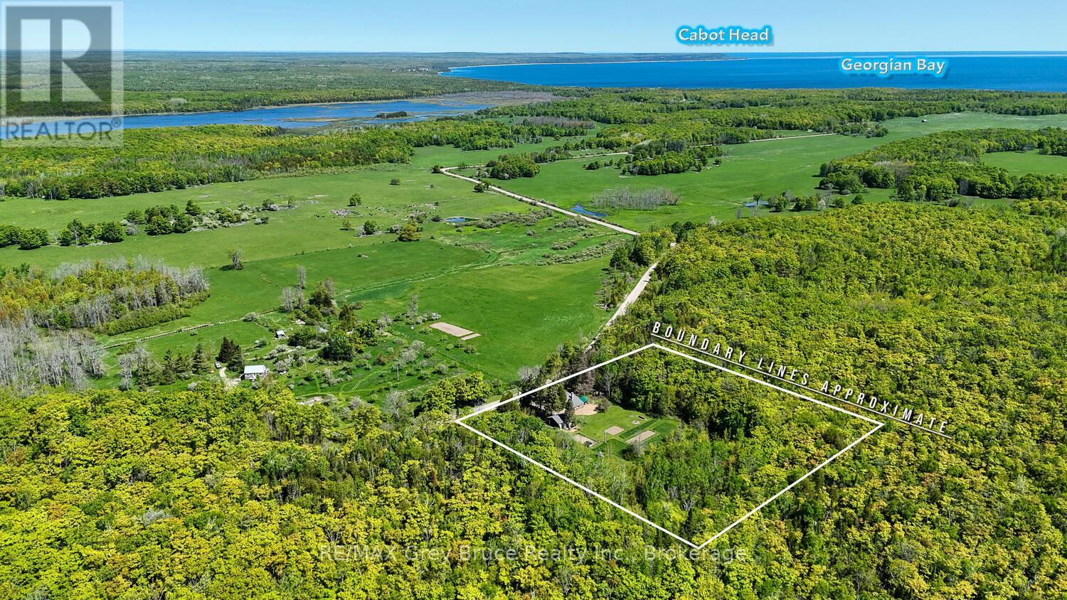 186 Cape Chin N Road, Northern Bruce Peninsula, Ontario  N0H 1W0 - Photo 3 - X12205935