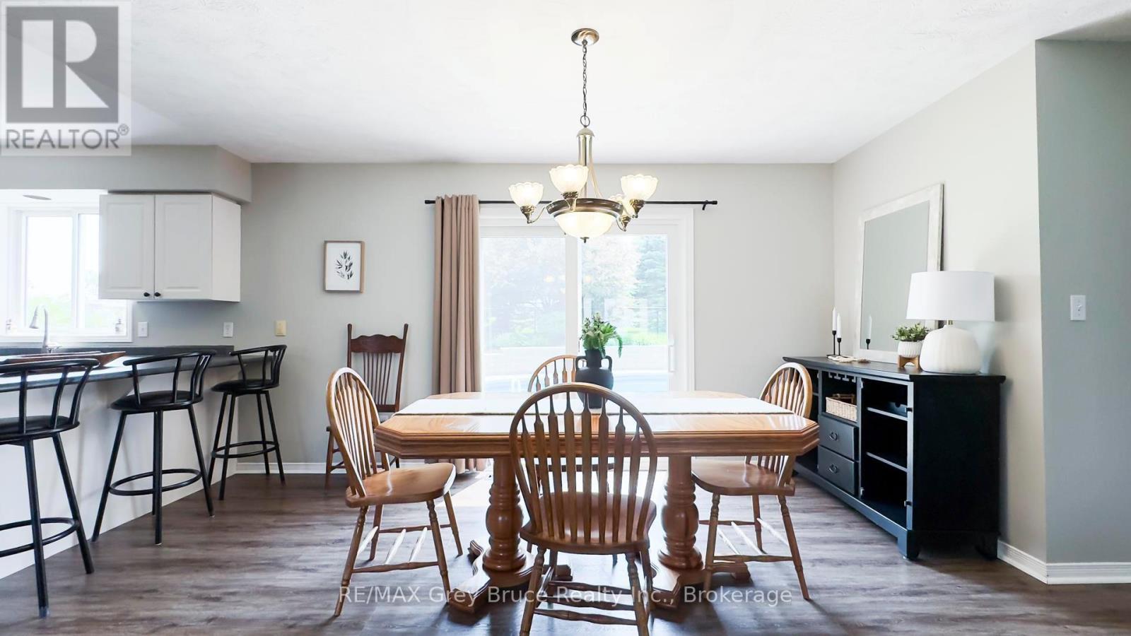 67 John Street, Arran-Elderslie, Ontario  N0H 2N0 - Photo 11 - X12205942