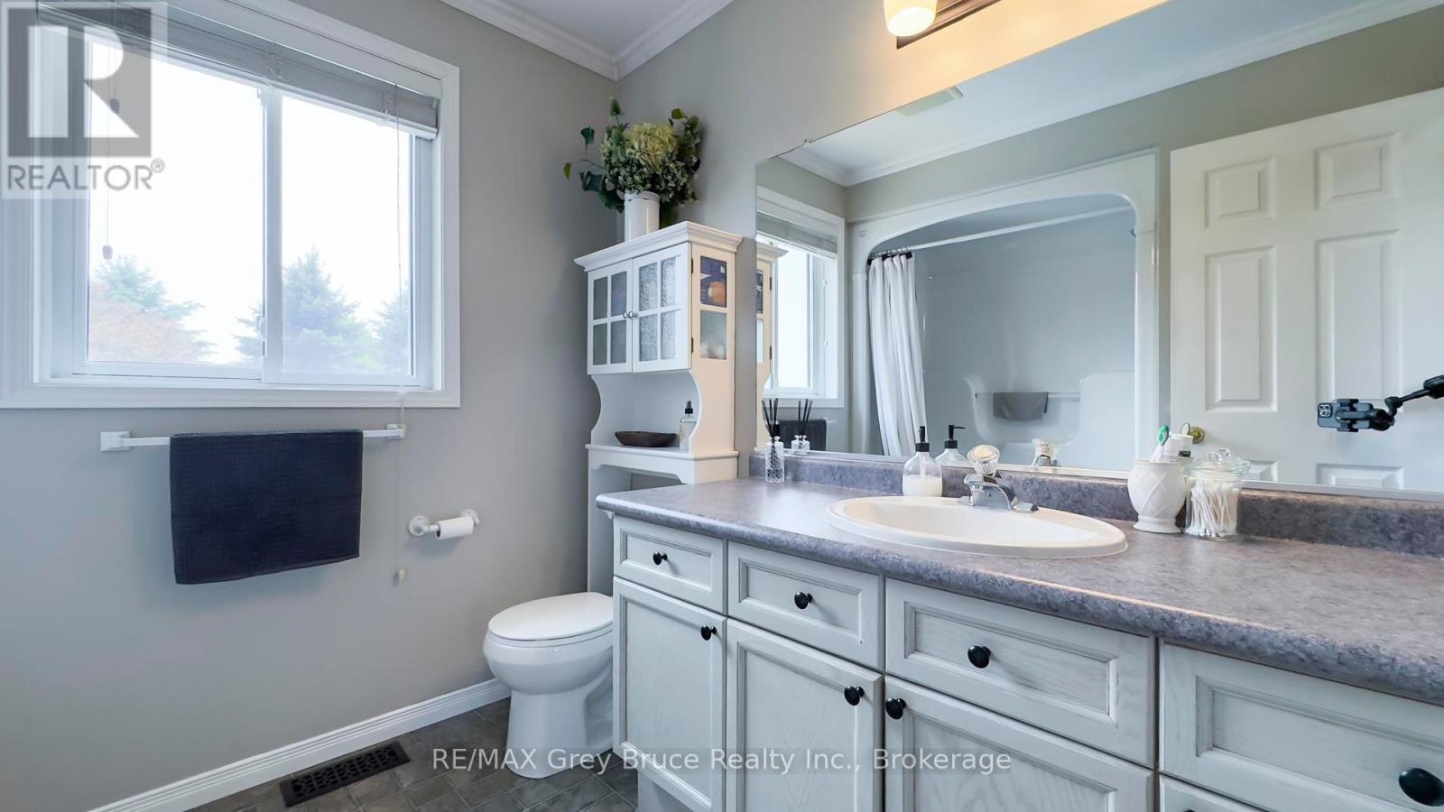 67 John Street, Arran-Elderslie, Ontario  N0H 2N0 - Photo 23 - X12205942