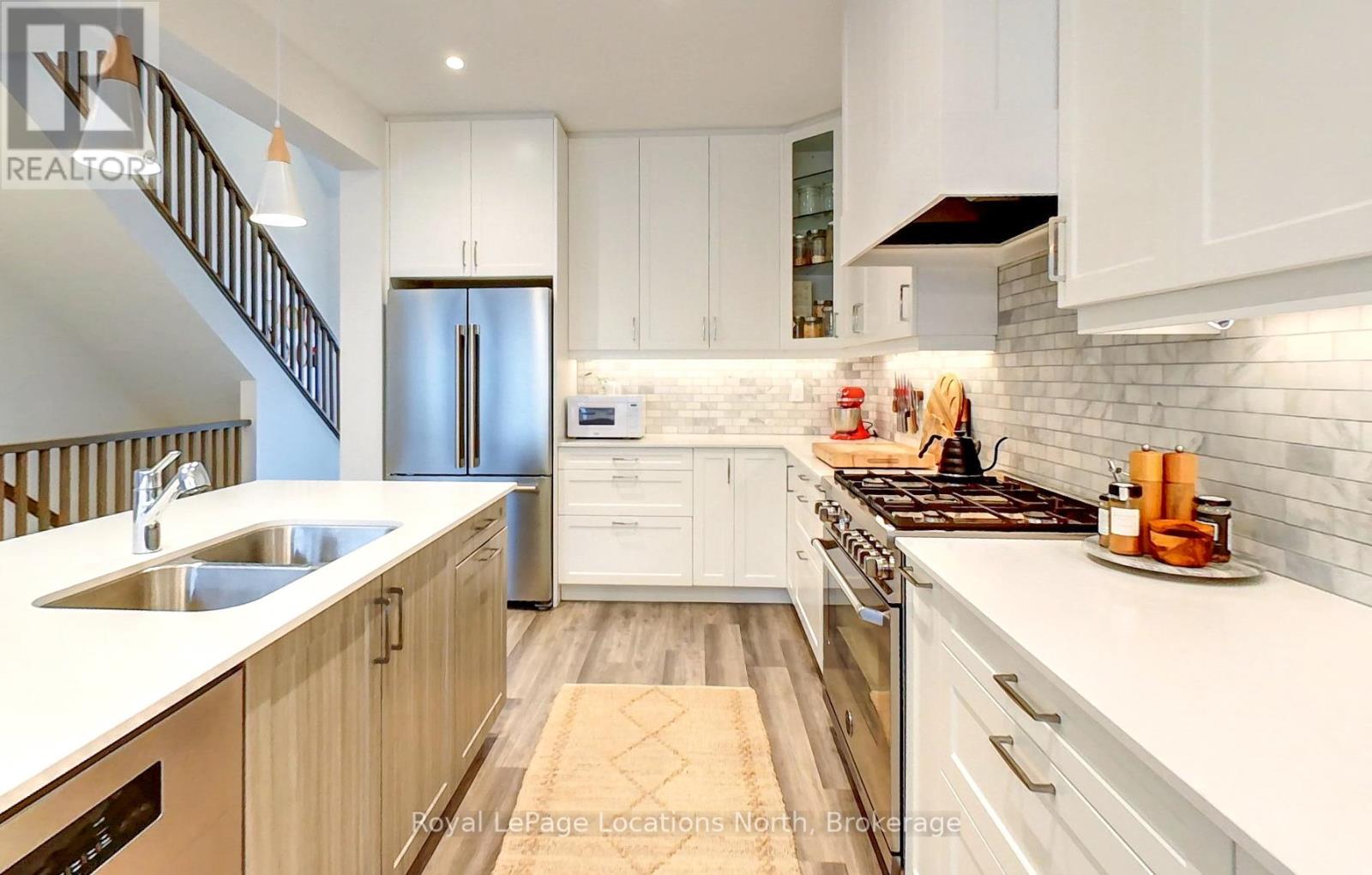 159 Schooners Lane, Blue Mountains, Ontario  N0H 2P0 - Photo 11 - X12205983