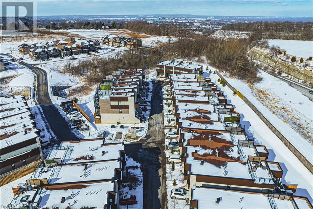 35 Midhurst Heights Unit# 26, Stoney Creek, Ontario  L8J 0K9 - Photo 4 - 40738731