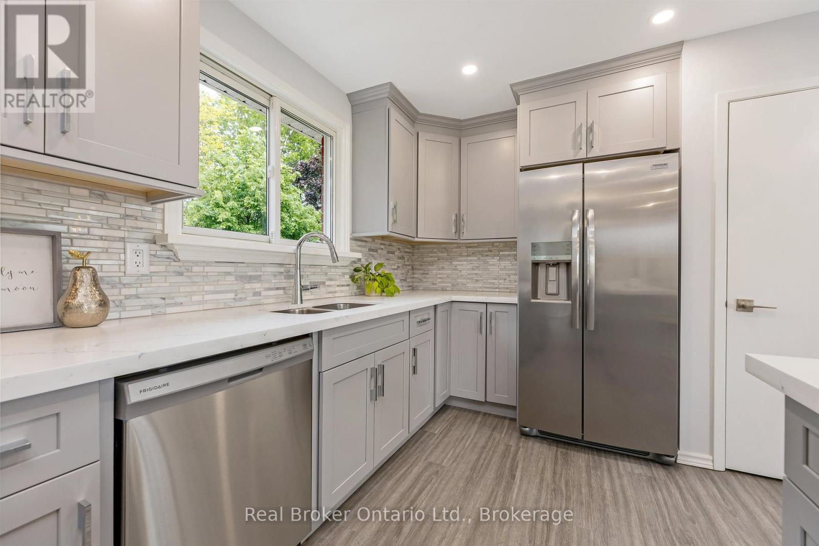25 Erindale Drive, Erin, Ontario  N0B 1T0 - Photo 11 - X12206031