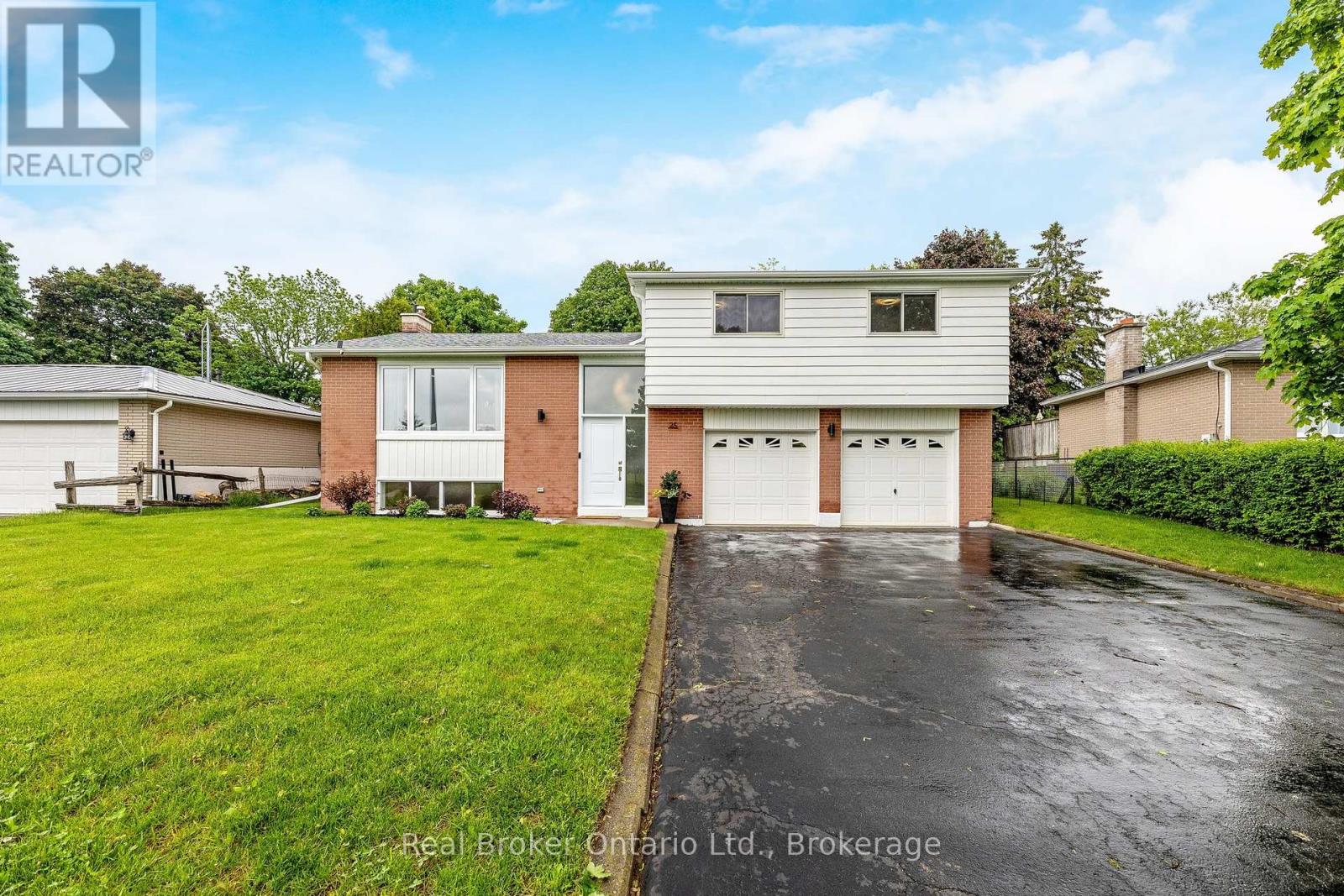 25 Erindale Drive, Erin, Ontario  N0B 1T0 - Photo 3 - X12206031