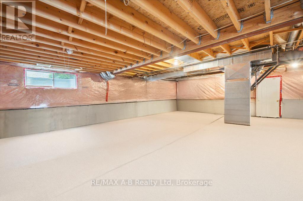 6 Tottenham Street, Kitchener, Ontario  N2R 1V7 - Photo 22 - X12206046