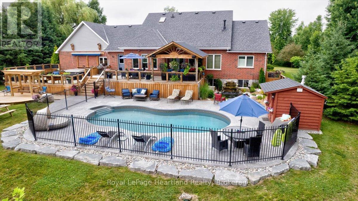 36241 Gore Road, South Huron, Ontario  N0M 1T0 - Photo 37 - X12206083